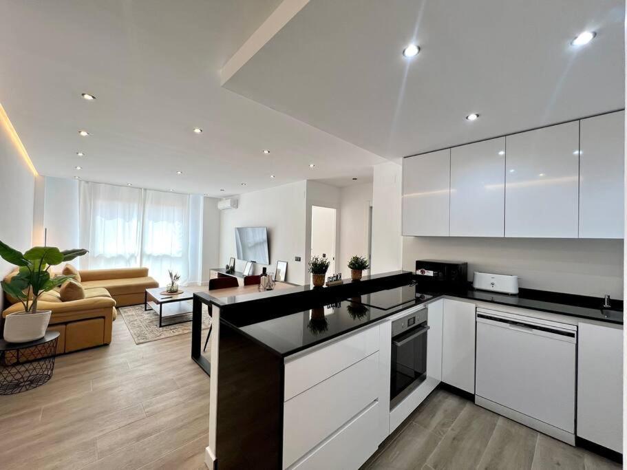 מאלגה Carrera II & Old Town By Ele Apartments מראה חיצוני תמונה